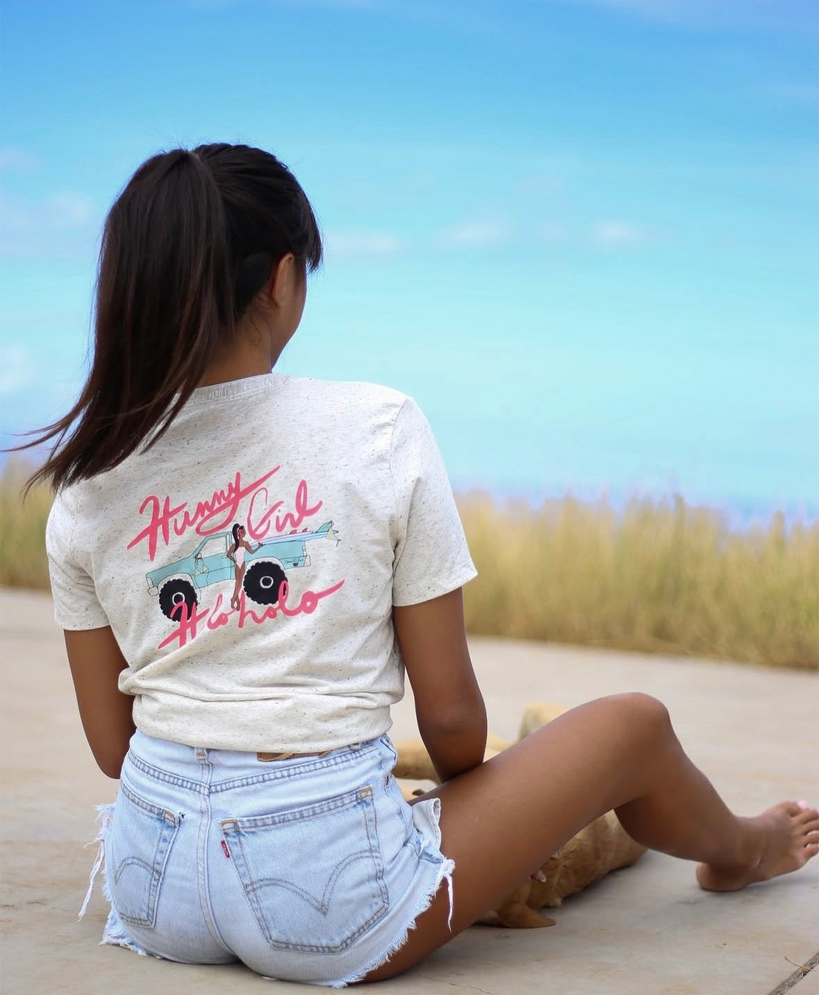 Hunny Girl Holoholo